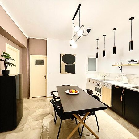 Comfy And Spacious Two Bedroom Apartment With Balcony Αθήνα Εξωτερικό φωτογραφία